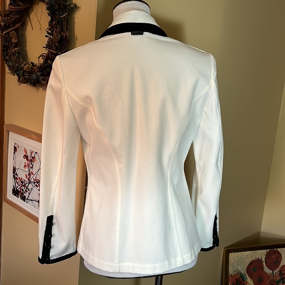 ST JOHN SPORT sz  12P Elegant Ecru Winter White Stretch Trim Gem Button NEW - Picture 10 of 16